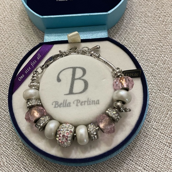 bella Perlina Jewelry - Bella Perlina pink breast cancer charm bracelet.